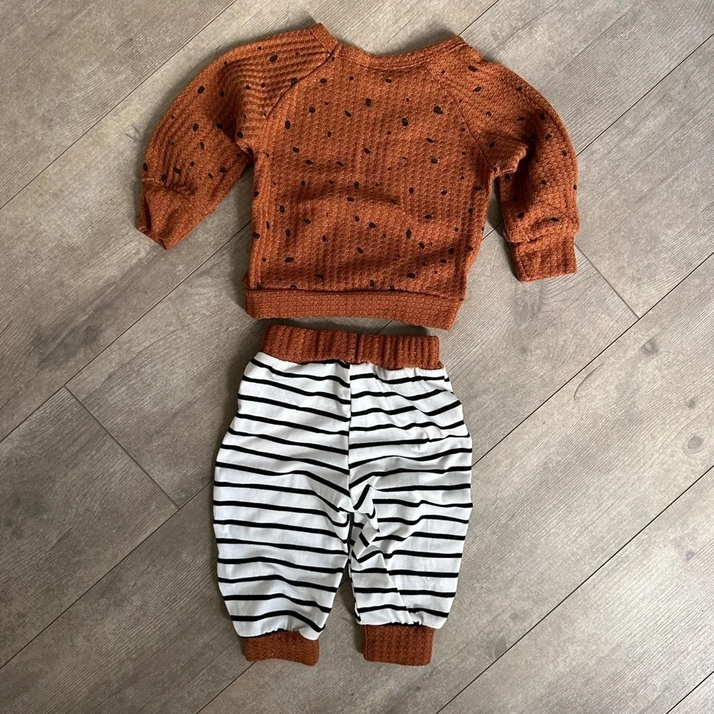 Boutique Baby Boy Thermal Bear Long Sleeve & Matching Striped Jogger Pants 3-6M